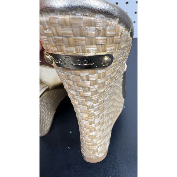 Lilly Pulitzer Kristen Metallic Gold Peep Toe Sling Back Wedge Heels Size 8 - Picture 12 of 13